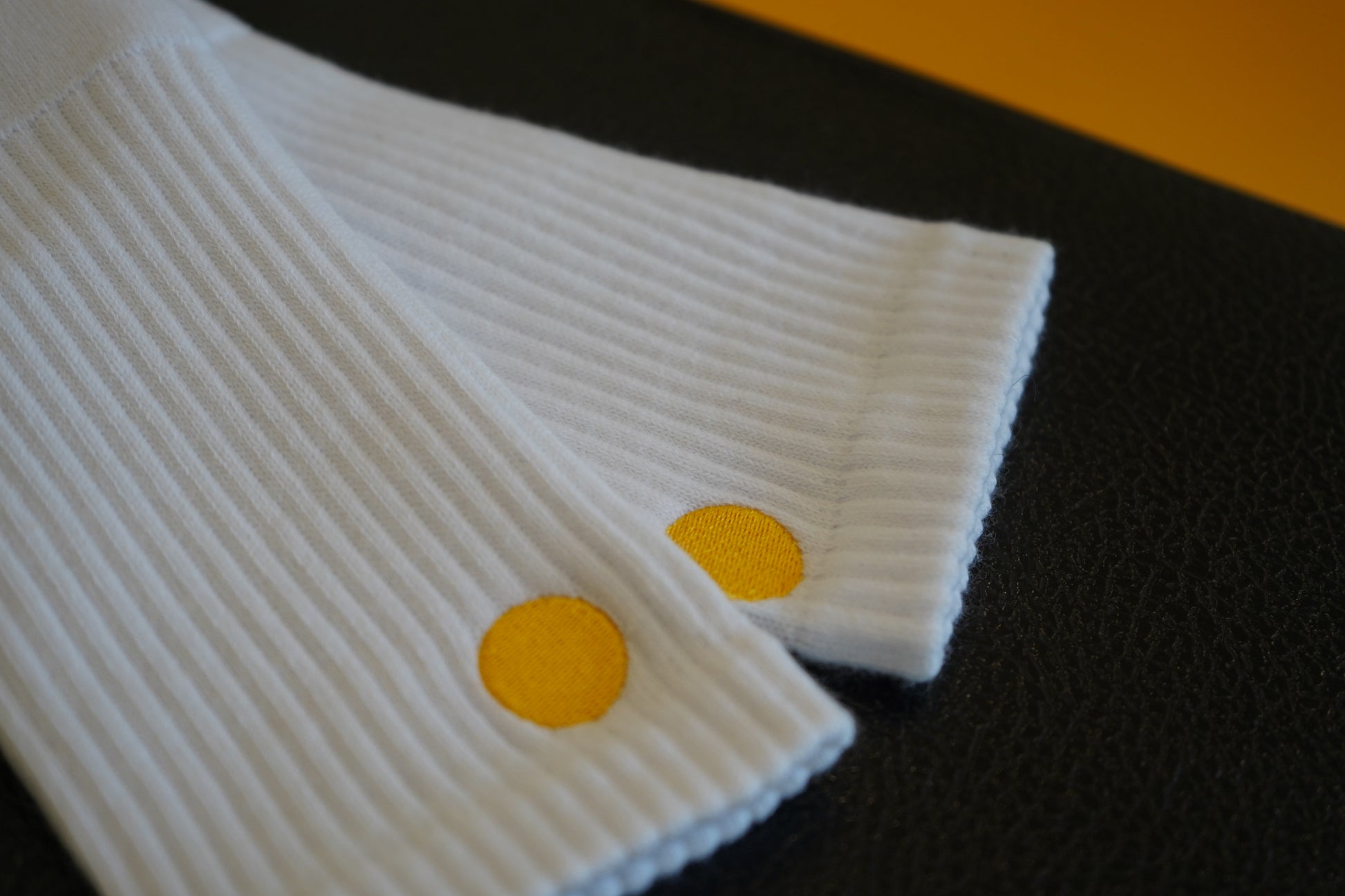 Close up of valuura Toe Socks